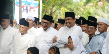 Gubernur Sumut bersama Bupati Deli Serdang Sholat Idul Adha di Alun-Alun Pemkab Deli Serdang