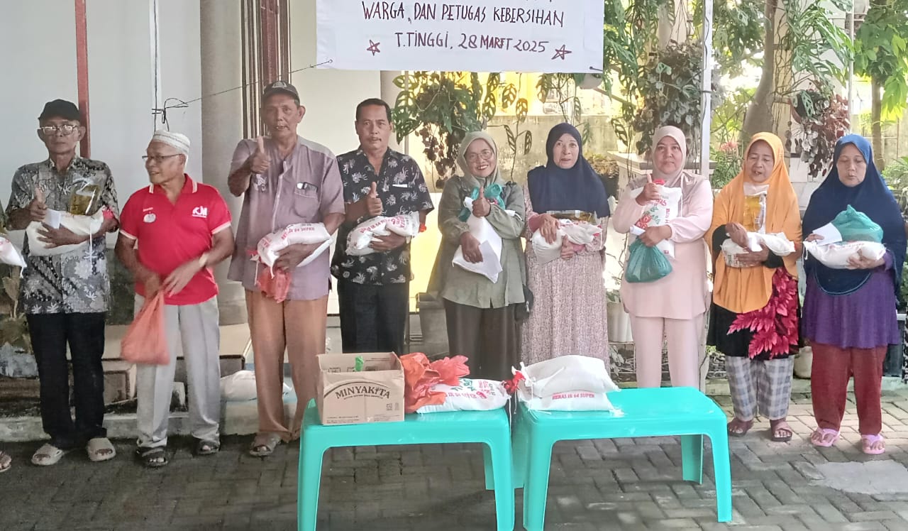 Puluhan Ribu Pensiunan Ex PTPN III Dan IV Tak Mampu Beli Beras, Pemerintah Gelontorkan Rp. 10,72 Triliun Untuk BSU 6 Puluhan Ribu Pensiunan Ex PTPN III Dan IV Tak Mampu Beli Beras, Pemerintah Gelontorkan Rp. 10,72 Triliun Untuk BSU - IMG 20250610 WA0016