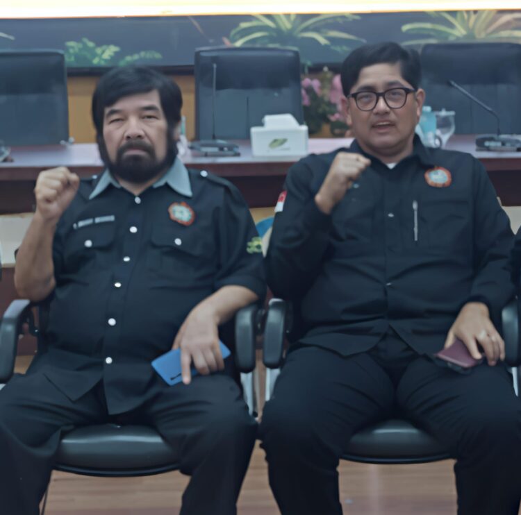 Ketum DPN FKPPN Serta Ginting Desak Dirut PTPN III Persero Denaldy Mulino, Bayarkan Seluruh Hak-Hak Purnakarya Dan Batalkan Penghapusan Uang Beras 2 Ketum DPN FKPPN Serta Ginting Desak Dirut PTPN III Persero Denaldy Mulino, Bayarkan Seluruh Hak-Hak Purnakarya Dan Batalkan Penghapusan Uang Beras
