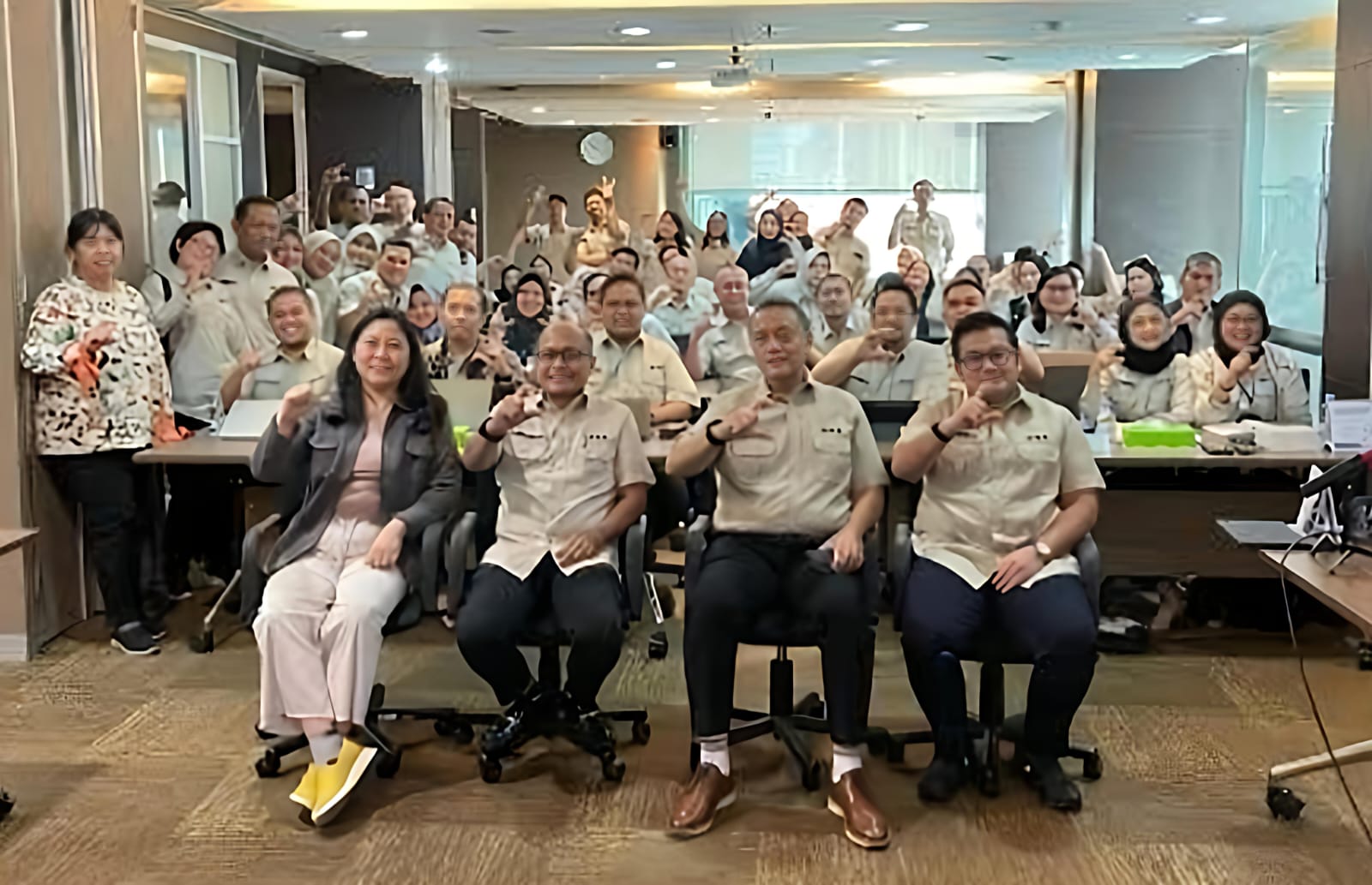 Puluhan Ribu Pensiunan Ex PTPN III Dan IV Medan Menjerit, Bantuan Uang Beras Di Stop 8 Puluhan Ribu Pensiunan Ex PTPN III Dan IV Medan Menjerit, Bantuan Uang Beras Di Stop - WhatsApp Image 2025 06 02 at 00.00.56