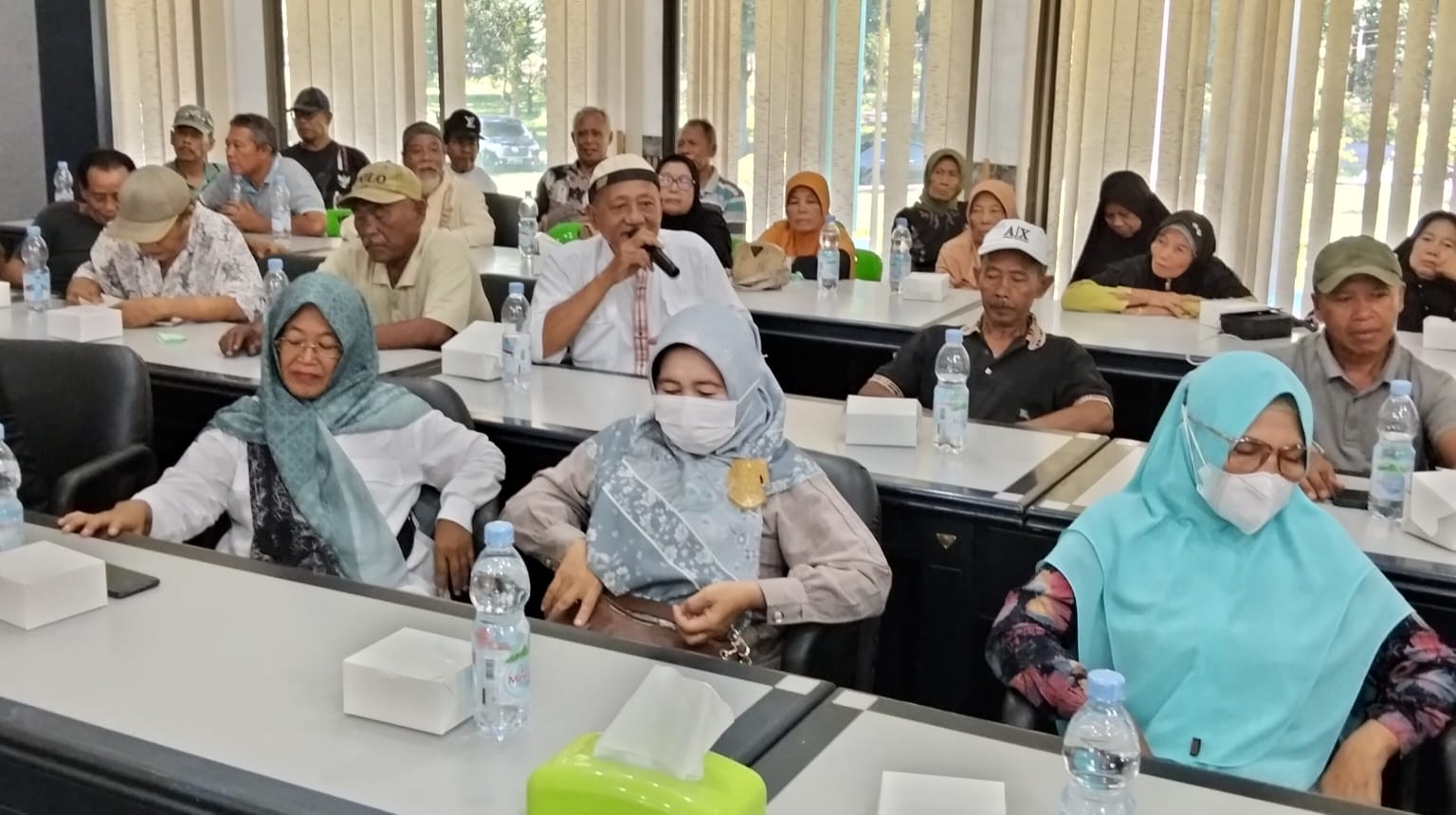 Menyerap Aspirasi Pensiunan, DPN-DPW FKPPN Sumut Gelar Sosialisasi dan Konsolidasi Di Dser1 Gunung Pamela 9 Menyerap Aspirasi Pensiunan, DPN-DPW FKPPN Sumut Gelar Sosialisasi dan Konsolidasi Di Dser1 Gunung Pamela - WhatsApp Image 2025 06 02 at 23.12.49
