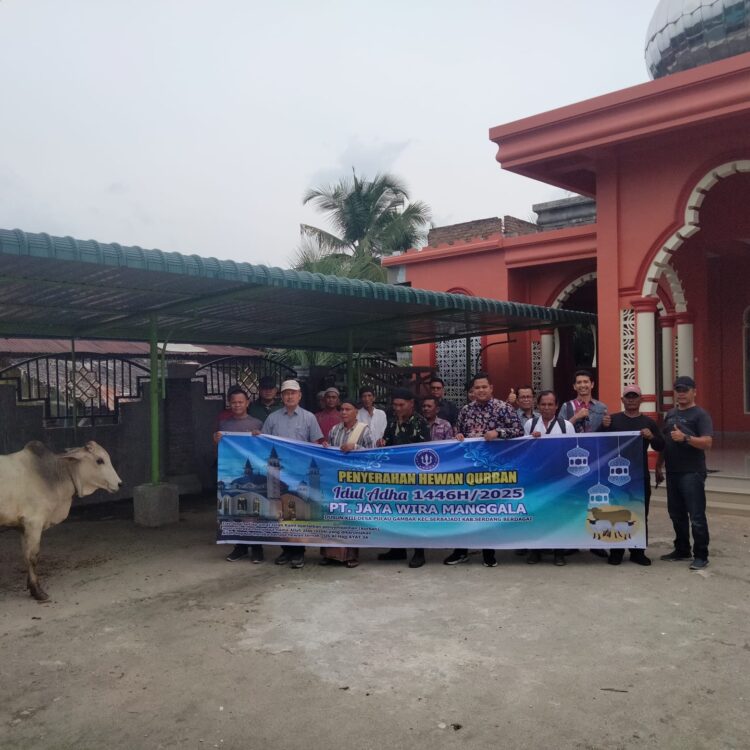 PT. Jaya Wira Manggala Peduli Masyarakat Sekitar* 2 PT. Jaya Wira Manggala Peduli Masyarakat Sekitar*