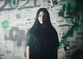 15 Fashionable Women's Wide-Width Shoes For Problem Feet - post 13