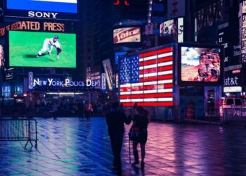 4 Ways To Tell If There Are Hidden Cameras In Your Airbnb - post 28