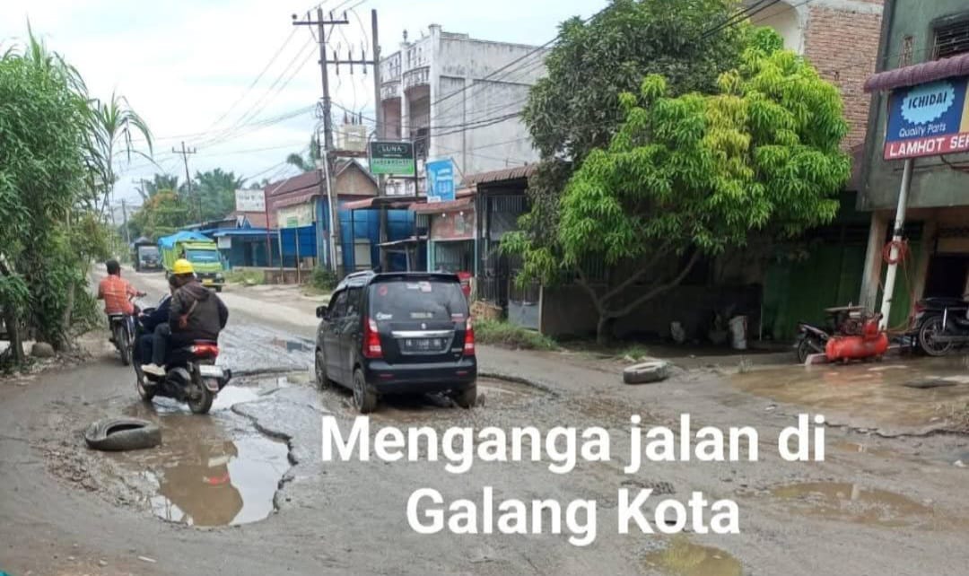 Mikail Purba Minta Anggaran Perbaikan Jalan Lubuk Pakam - Galang Ditampung Pada P-APBD 2025 - IMG 20250701 WA0003