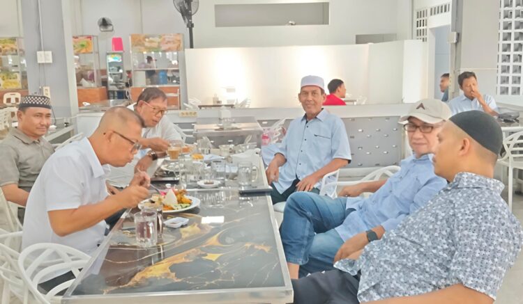 Puluhan Ribu Pensiunan Regional I PTPN IV Palmco Medan Gembira, Direksi Bayarkan Kompensasi Pengganti Bantuan Uang Beras Hari Ini 2 Puluhan Ribu Pensiunan Regional I PTPN IV Palmco Medan Gembira, Direksi Bayarkan Kompensasi Pengganti Bantuan Uang Beras Hari Ini