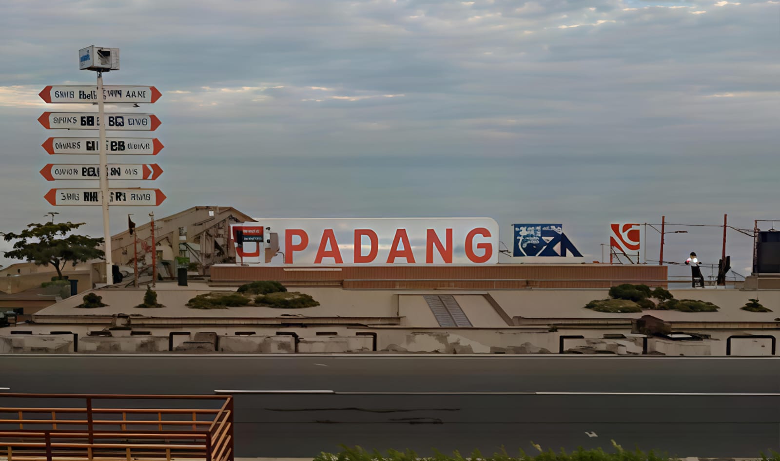 Kota Padang Raih Penghargaan Tingkat Provinsi Dan Nasional 8 Kota Padang Raih Penghargaan Tingkat Provinsi Dan Nasional - IMG 20250807 WA0005