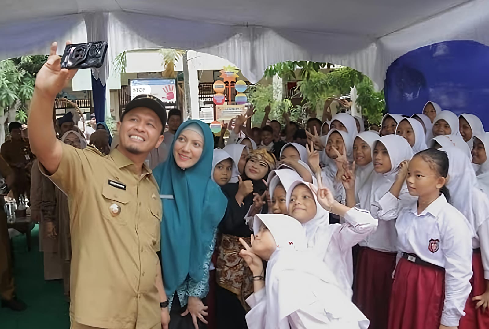 Pemko Pekanbaru Pastikan 1.500 Anak Putus Sekolah Kembali Ke Bangku Pendidikan 6 Pemko Pekanbaru Pastikan 1.500 Anak Putus Sekolah Kembali Ke Bangku Pendidikan - IMG 20250815 WA0000