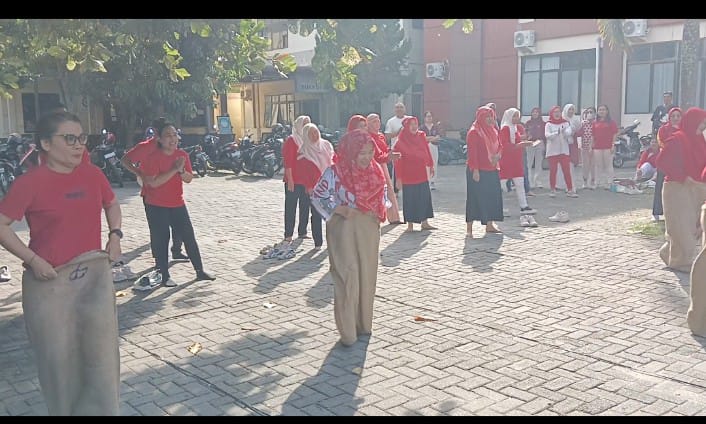 Semarakkan Perayaan HUT RI Ke-80, RSUD dr. H. Kumpulan Pane Kota Tebingtinggi Gelar Berbagai Perlombaan - IMG 20250816 WA0050 1