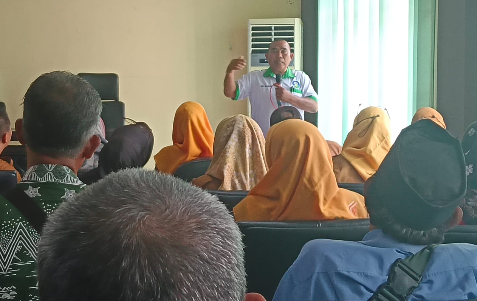 Stop BABS Untuk Cegah Stunting, Dinas Kesehatan Kota Tebingtinggi Laksanakan Sosialisasi Sanitasi Total Berbasis Masayarakat 5 Stop BABS Untuk Cegah Stunting, Dinas Kesehatan Kota Tebingtinggi Laksanakan Sosialisasi Sanitasi Total Berbasis Masayarakat - IMG 20250819 WA0017