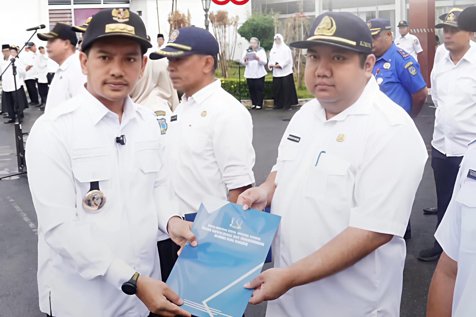 9 Plt. Pejabat Eselon Dua Pemko Tebingtinggi Terima SK Dari Walikota Pada Apel Gabungan, Iman Irdian Saragih : Jabatan adalah sebuah tanggungjawab 7 9 Plt. Pejabat Eselon Dua Pemko Tebingtinggi Terima SK Dari Walikota Pada Apel Gabungan, Iman Irdian Saragih : Jabatan adalah sebuah tanggungjawab - IMG 20250820 WA0042