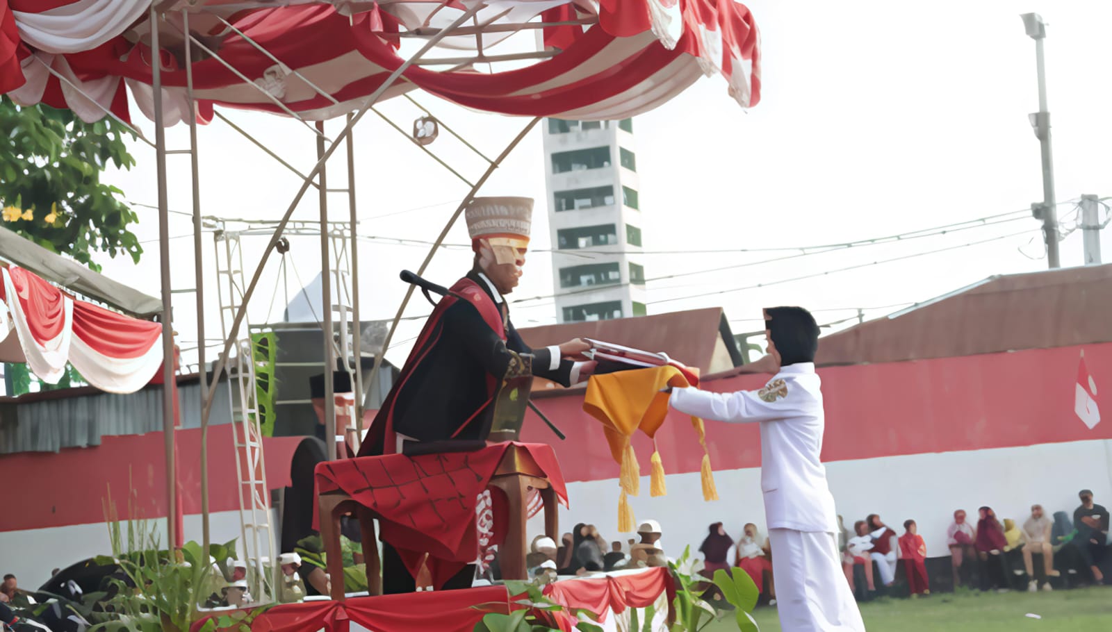 Wakil Bupati Serdangbedagai H. Adlin Tambunan Irup Penurunan Bendera HUT ke-80 Kemerdekaan RI 5 Wakil Bupati Serdangbedagai H. Adlin Tambunan Irup Penurunan Bendera HUT ke-80 Kemerdekaan RI - IMG 20250821 WA0006