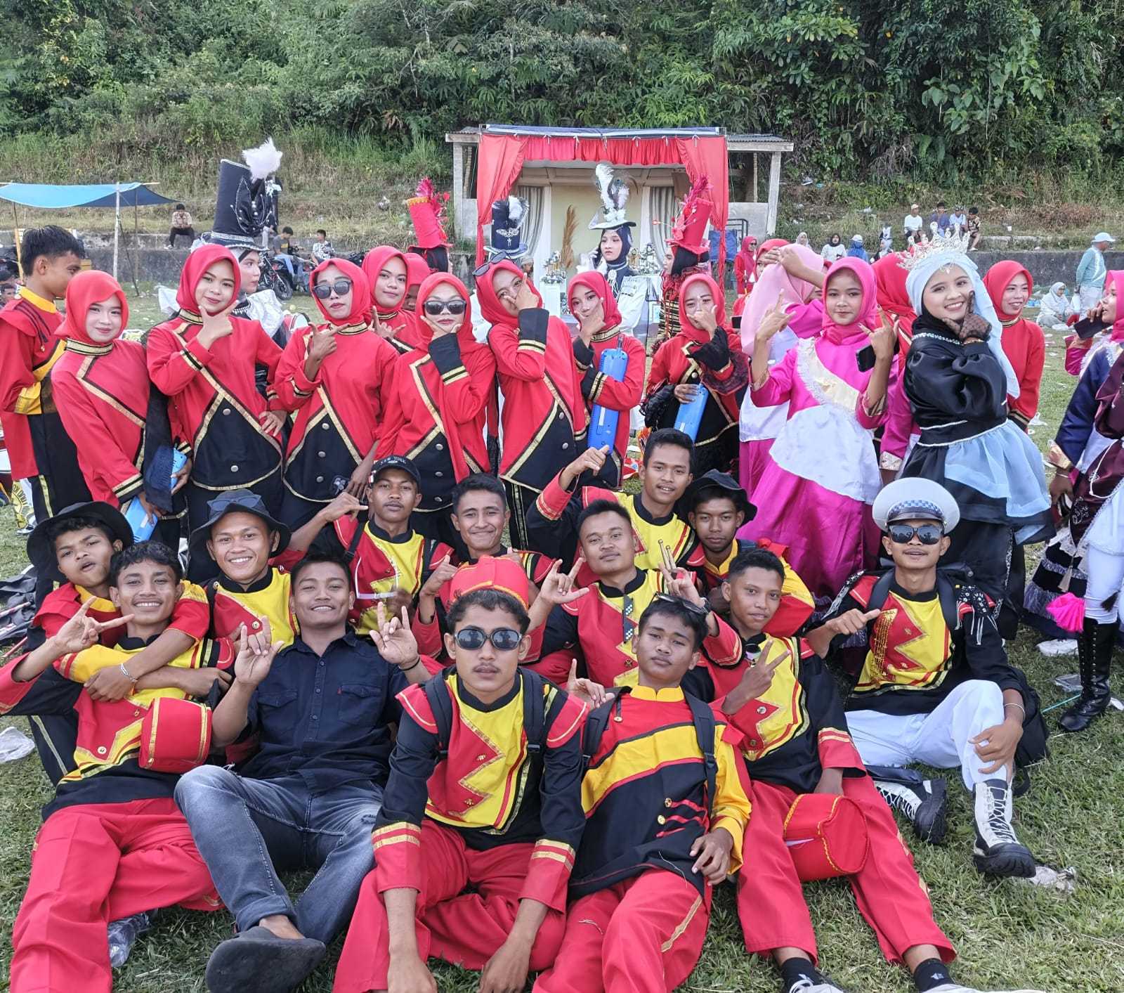 Marching Band ‎‎SMAN 1 Dua Koto Eksis Pertahankan Juara 1, Pendatang Baru Marching Band SMKN 1 Dua Koto Siap Menyalip - IMG 20250824 WA0013