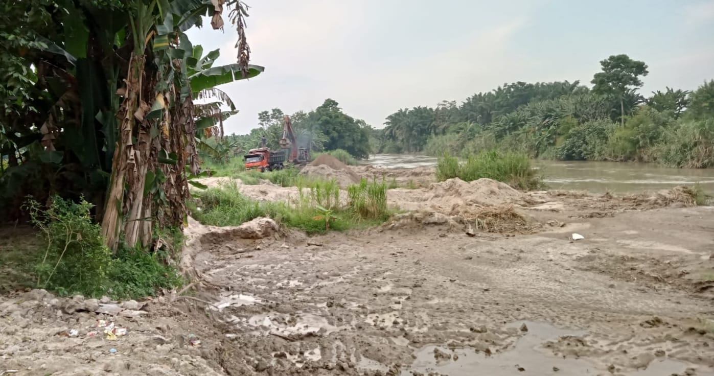 Kepala BWS Sumut II Medan Tolak Usulan Pemdes Karang Anyar Jadikan Bantaran Sei Ular Sebagai Wisata Budidaya Anggur. Fraksi Partai Golkar Ucok Purba : BWS Agar Pertimbangkan Kembali Dan Minta Kapoldasu Tertibkan Galian C Disepanjang Bantaran Sungai Ular - IMG 20250829 WA0003