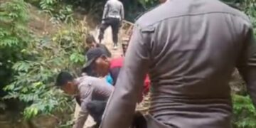 Polsek Dua Koto Bukan Hanya Bertugas Sebagai Keamanan Daerah,Tapi Juga Siap Bersinergi Sosial Kepada Masyarakat 17 Polsek Dua Koto Bukan Hanya Bertugas Sebagai Keamanan Daerah,Tapi Juga Siap Bersinergi Sosial Kepada Masyarakat