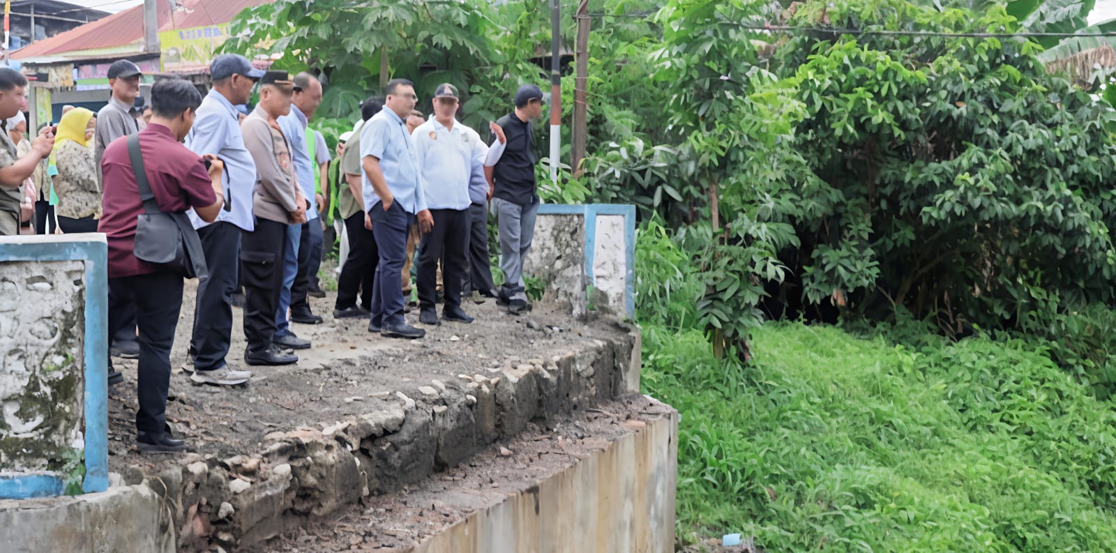 Bupati Deliserdang Asri Ludin Tambunan Tinjau Progres Pembangunan Jembatan Sei Kuala Namu - IMG 20250907 WA0001