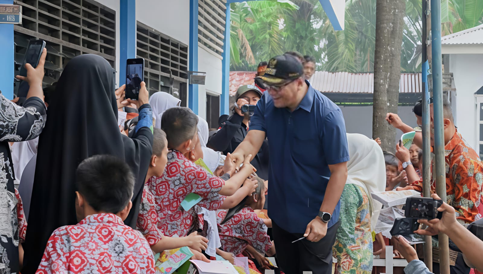 Pemkab Deliserdang Rehab 540 Toilet Sekolah, Bupati Asri Ludin : Mari kita budayakan hidup sehat dan bersih - IMG 20250907 WA0011 1