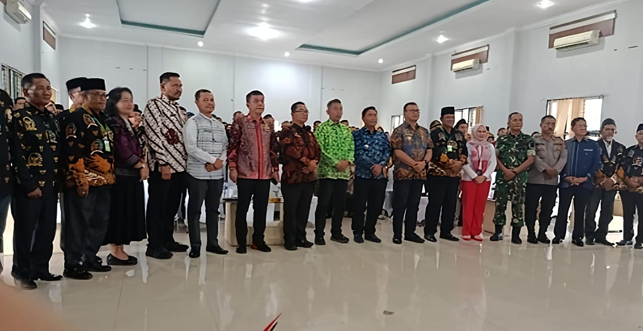 Rakerda PABPDSI Deliserdang, Bupati Asri Ludin Tambunan : Perkuat Sinergi dan Gali Aspirasi Menuju Desa Mandiri dan Maju 7 Rakerda PABPDSI Deliserdang, Bupati Asri Ludin Tambunan : Perkuat Sinergi dan Gali Aspirasi Menuju Desa Mandiri dan Maju - IMG 20250920 WA0006