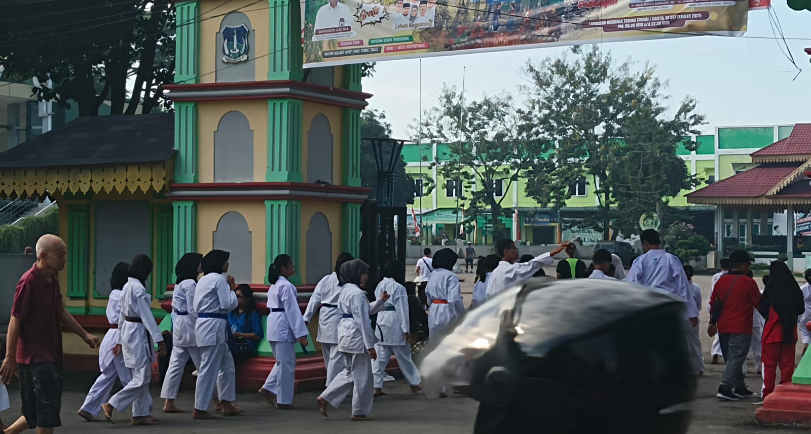 Walikota Tebingtinggi Iman Irdian Saragih Buka Acara Car Free Day, UPTD RSUD Dr. H. Kumpulan Pane Tebingtinggi Ikutkan Peserta - IMG 20250921 WA0023