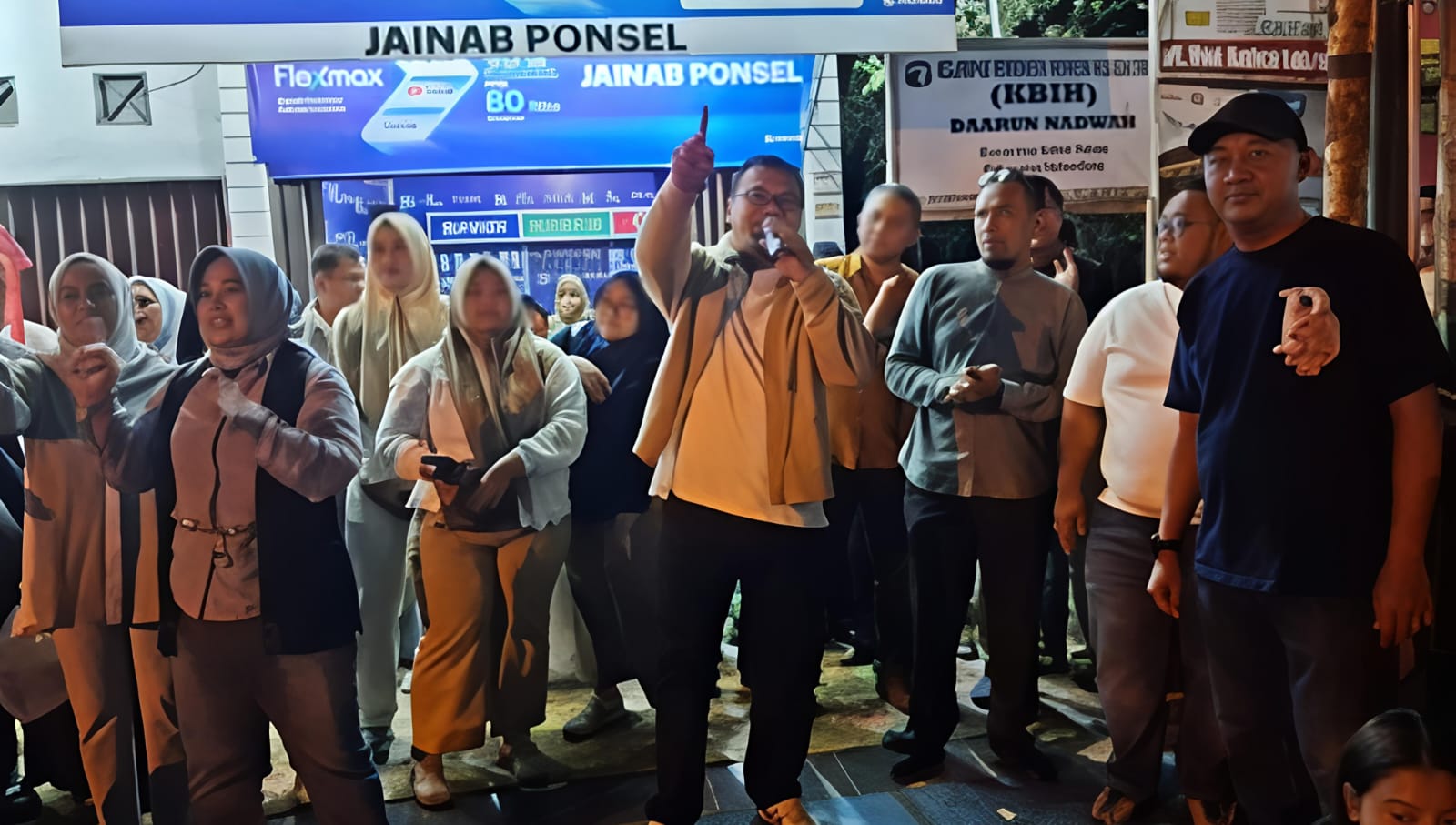 Hadir Di Deliserdang Weekend, Asri Ludin Tambunan Diserbu Warga Di Jalan Diponegoro Lubukpakam - IMG 20251124 WA0011