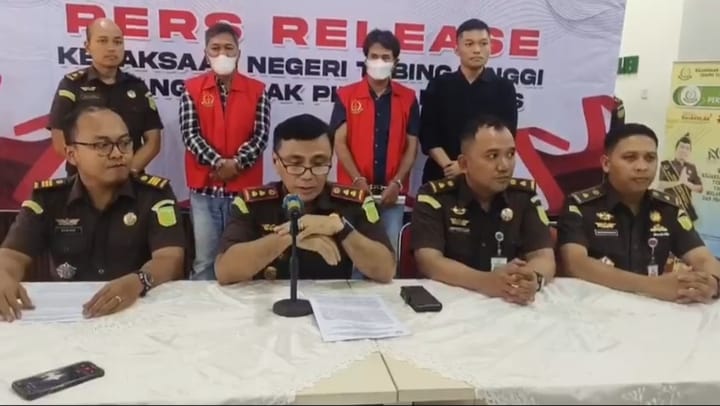 Terlibat Kasus Korupsi Sebesar Rp. 611 Juta, Eks Kepala dan Kabid BPBD Pemko Tebingtinggi Ditahan Kejari Tebingtinggi - IMG 20251126 WA0017