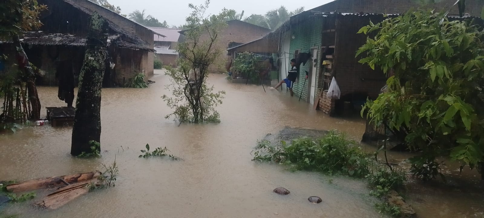 Curah Hujan Ekstrem Menyebabkan Banjir Di Wilayah Kecamatan Galang - IMG 20251128 WA0016