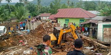 Tragedi Tanah Longsor Di Angkola Sangkunur Tapsel, 12 Orang Masih Tertimbun Lahan HGU PTPN IV Palmco Regional I Kebun Hapesong