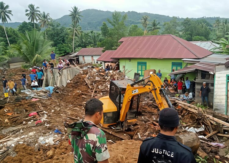 Tragedi Tanah Longsor Di Angkola Sangkunur Tapsel, 12 Orang Masih Tertimbun Lahan HGU PTPN IV Palmco Regional I Kebun Hapesong