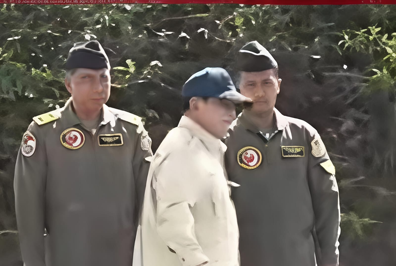 Presiden Prabowo Subianto Tinjau Korban Banjir Tapanuli Tengah - IMG 20251202 WA0013