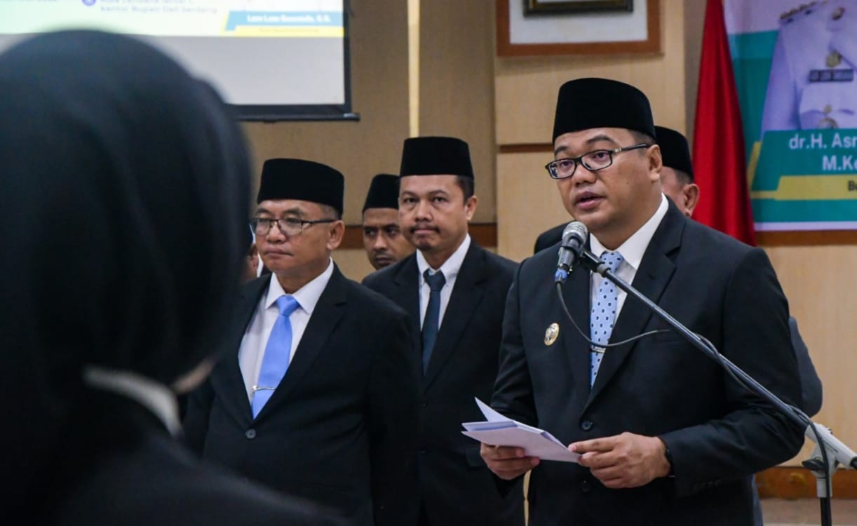 Bupati Asri Ludin Tambunan Lantik Samsuar Sinaga Sebagai Sekdisdik Bersama 13 Pejabat Administratur, Pengawas dan Pejabat Fungsional - IMG 20251206 WA0008
