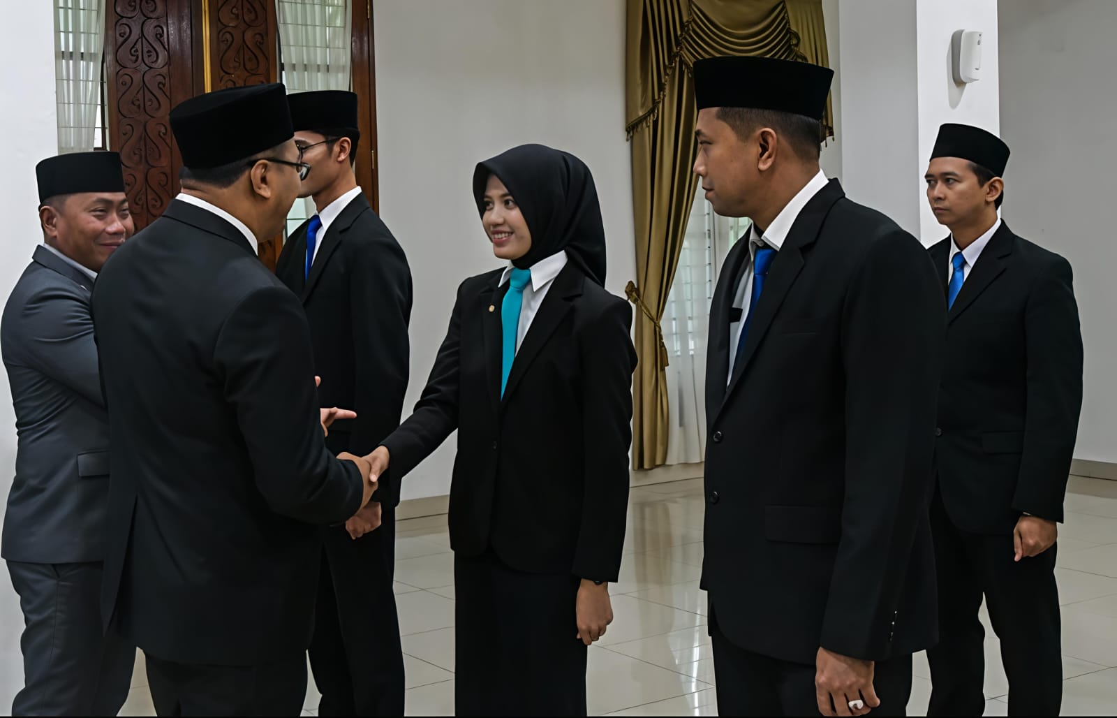 Bupati Asri Ludin Tambunan Lantik Samsuar Sinaga Sebagai Sekdisdik Bersama 13 Pejabat Administratur, Pengawas dan Pejabat Fungsional - IMG 20251206 WA0011 1