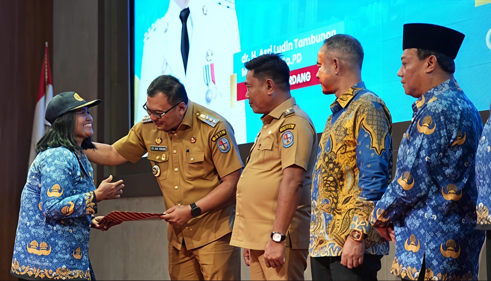 Luar Biasa !! Pemkab Terbesar Di Sumatera Utara Menerima 4.018 Pegawai Non ASN, Resmi Diangkat Menjadi PPPK Paruh Waktu - IMG 20251209 WA0021