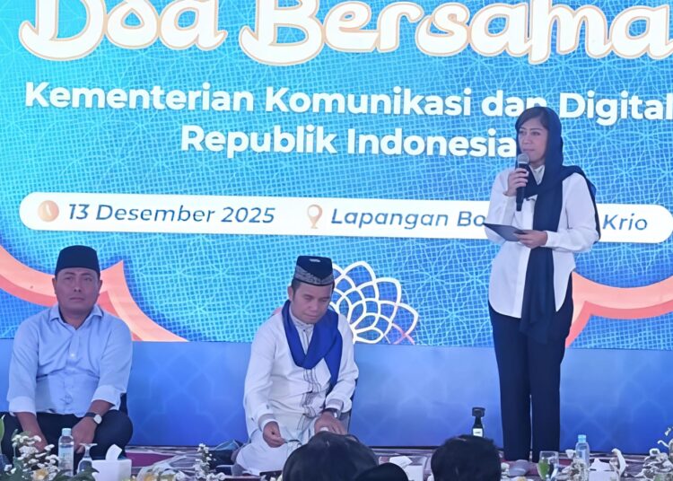 DO’A BERSAMA DAN ZIKIR AKBAR DI DELISERDANG, Hadir Menkomdigi Meutya Hafid Serta Wabup Lom Lom Suwondo Bersama Ribuan Masyarakat Terdampak Bencana Banjir