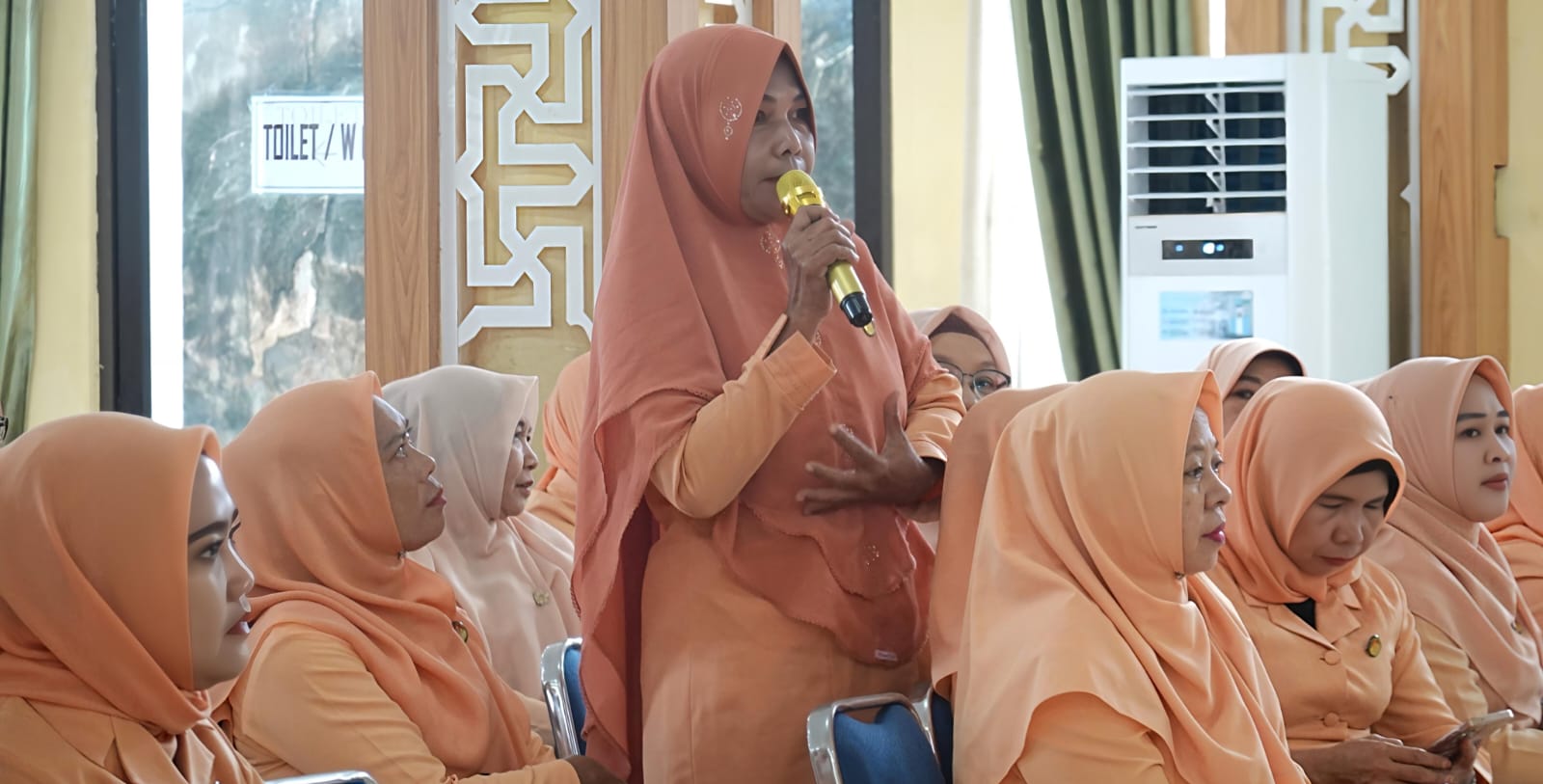 Dihadapan Pengurus DWP Kota Tebingtinggi, dr. Bornok Damanik Pesankan Agar Jaga Pola Hidup Sehat Tekan Resiko Terjadi Kanker Payudara - IMG 20251216 WA0005