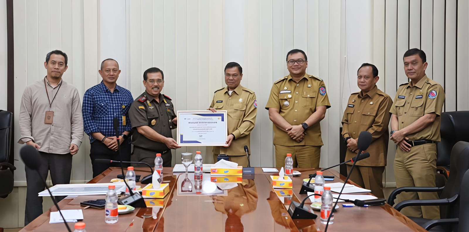 Capaian Pajak Pemkab Deliserdang Level Terbaik Di Sumatera Utara Dan Nasional, Terima Penghargaan Mitra Strategis - IMG 20251217 WA0013