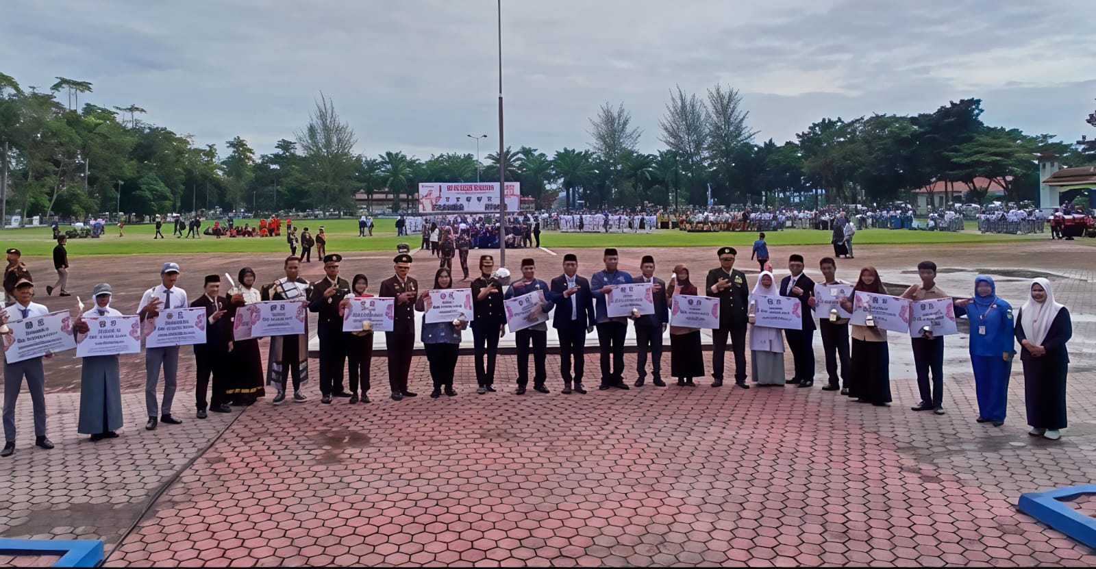 Hari Bela Negara Ke - 77 Tahun 2025, Wakil Bupati Laom Lom Suwondo : Semangat Bela Negara Merupakan Kekuatan Rakyat Menjaga Keutuhan Dan Kemajuan Bangsa - IMG 20251219 WA0102