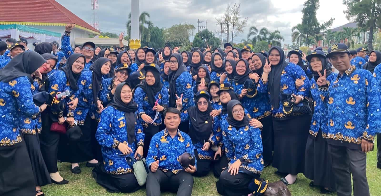 Ketua Dewan Pertimbangan MUI Kota Tebingtinggi Ustad Drs. H. Nizar Rangkuti, 7 Anak-Kemanakannya Dilantik Menjadi PPPK Paruh Waktu - IMG 20251220 WA0011