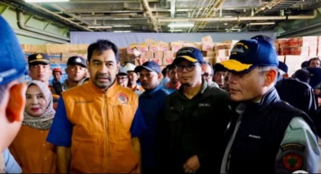 Kementan RI dan Bapanas Kirim Bantuan Ke Aceh, Muzakir Manaf : Salah Satu Yang Terbesar Diterima Masyarakat - IMG 20251221 WA0002