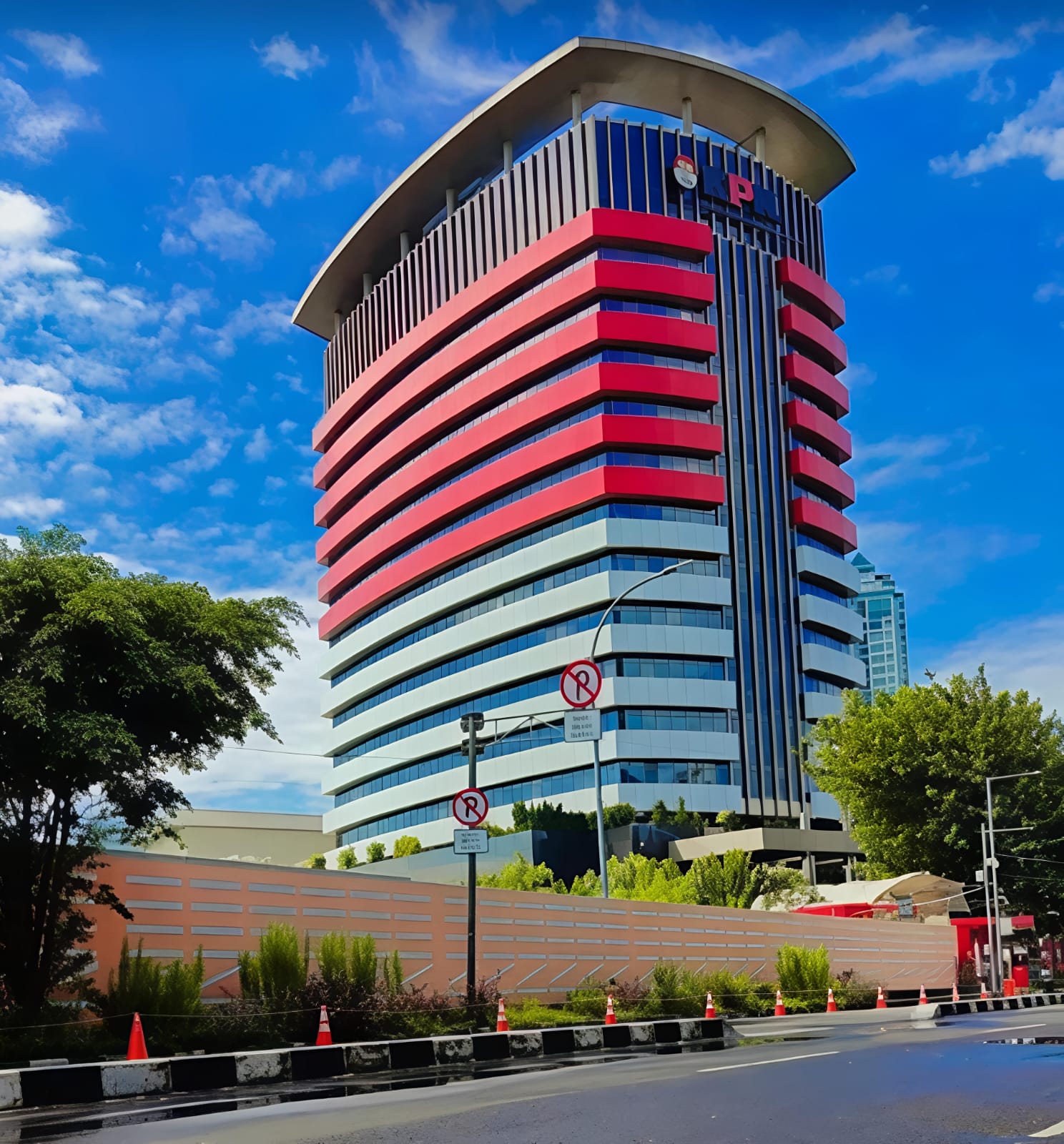 OTT Aparat Kejaksaan Menjadi Momentum Kejagung Melakukan Reformasi - IMG 20251221 WA0008