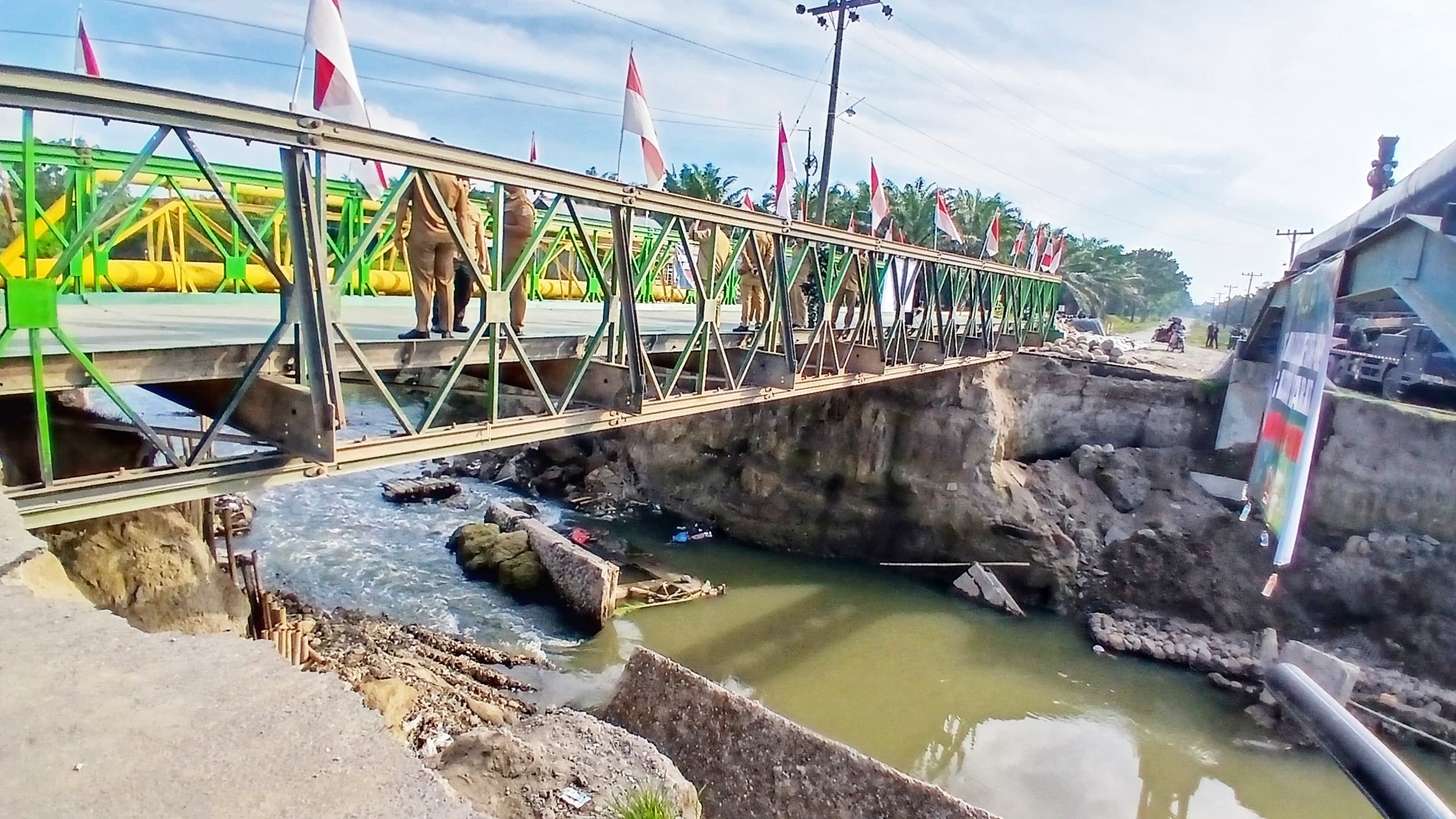 Jembatan Bailey Rampung, Aktivitas Warga 3 Desa di Hamparan Perak Pulih Kembali - IMG 20251223 WA0024 1