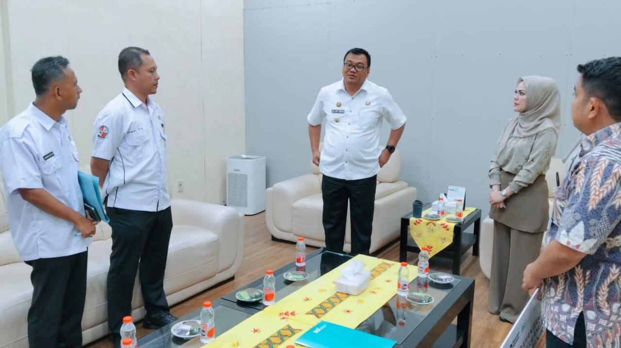 Pemkab Deli Serdang Terima Bantuan Kemanusiaan Dari Bank Syariah Indonesia - IMG 20251224 WA0031