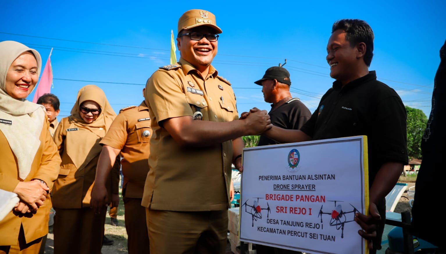 Bupati Asri Ludin Tambunan Berencana Bangun Greenhouse, Untuk Menjaga Stabilitas Harga Pangan Di Deli Serdang - IMG 20251224 WA0037