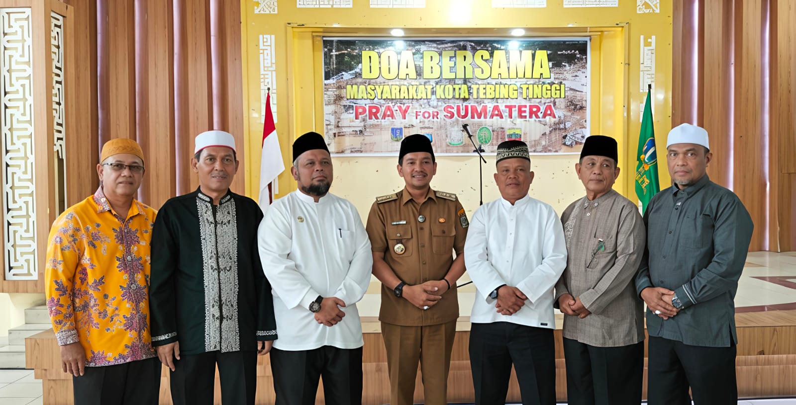 Pray For Sumatera, Masyarakat Kota Tebingtinggi Mengadakan Doa Bersama, Tidak Ada Izin Perayaan Dan Pesta Kembang Api - IMG 20251229 WA0002