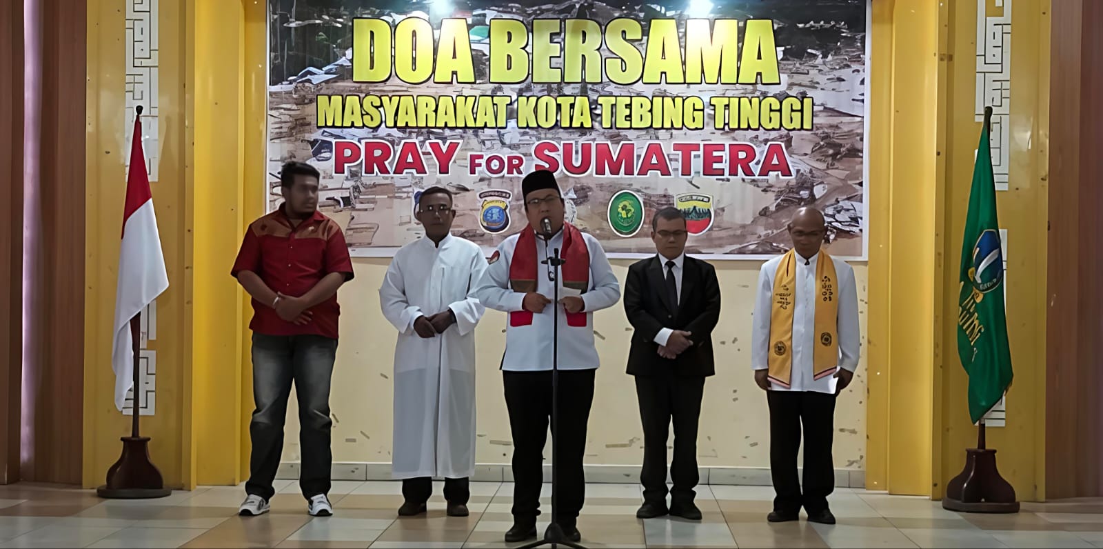 Pray For Sumatera, Masyarakat Kota Tebingtinggi Mengadakan Doa Bersama, Tidak Ada Izin Perayaan Dan Pesta Kembang Api - IMG 20251231 WA0008