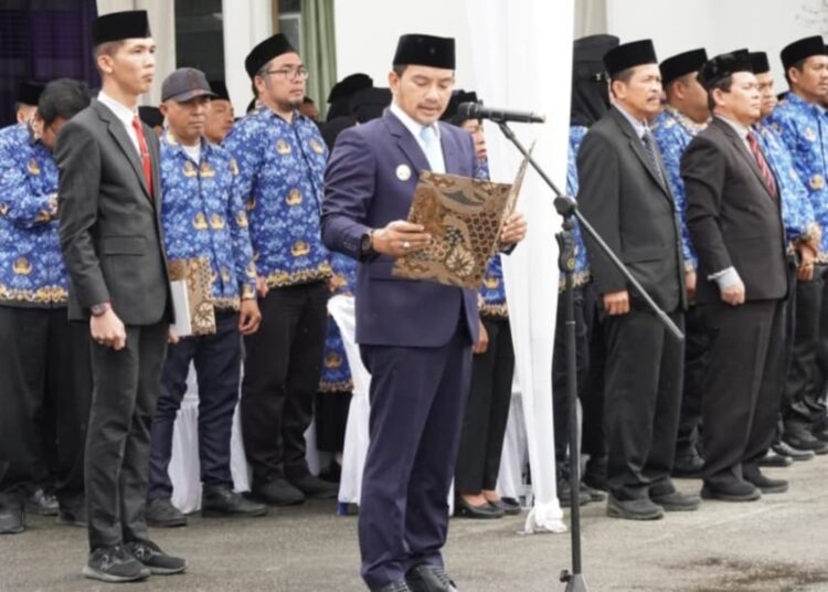 Walikota Tebingtinggi Lantik 1070 PPPK Paruh Waktu, Iman Irdian : Segera Beradaptasi Dan Tunjukkan Kinerja Terbaik Dalam Melayani Masyarakat