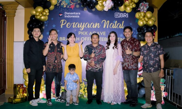 Keluarga Besar PKK BRI Tebing Tinggi Rayakan Natal Dengan Khidmat 2 Keluarga Besar PKK BRI Tebing Tinggi Rayakan Natal Dengan Khidmat