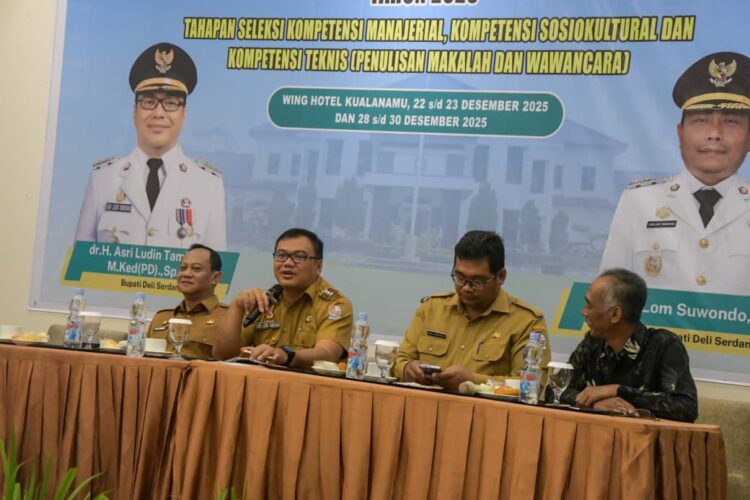 Bupati dr. H. Asri Ludin Tambunan : Lelang Jabatan Kadis Deli Serdang, Tidak Ada Bayar, Tidak Ada Titipan, Dibutuhkan Profesional, Kreatif, Inovatif, Memiliki integritas tinggi Membangun Kabupaten Terbesar Di Sumatra Utara. 2 Bupati dr. H. Asri Ludin Tambunan : Lelang Jabatan Kadis Deli Serdang, Tidak Ada Bayar, Tidak Ada Titipan, Dibutuhkan Profesional, Kreatif, Inovatif, Memiliki integritas tinggi Membangun Kabupaten Terbesar Di Sumatra Utara.