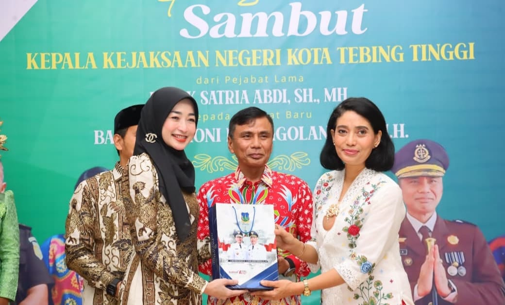 PISAH SAMBUT KAJARI KOTA TEBINGTINGGI, Walikota Iman Irdian Saragih : Apresiasi Mendalam Atas Dedikasi Satria Abdi Dan Harapkan Sinergi Penegakkan Hukum Dari Kajari Baru - IMG 20260103 WA0011