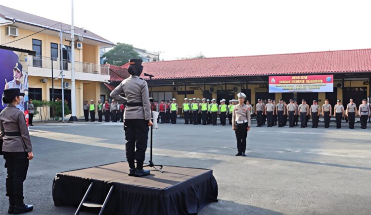 Sertijab Kabag SDM dan Kasat Lantas Polres Tebingtinggi, Kapolres : Mutasi Bagian Dari Regenerasi Kepemimpinan 2 Sertijab Kabag SDM dan Kasat Lantas Polres Tebingtinggi, Kapolres : Mutasi Bagian Dari Regenerasi Kepemimpinan