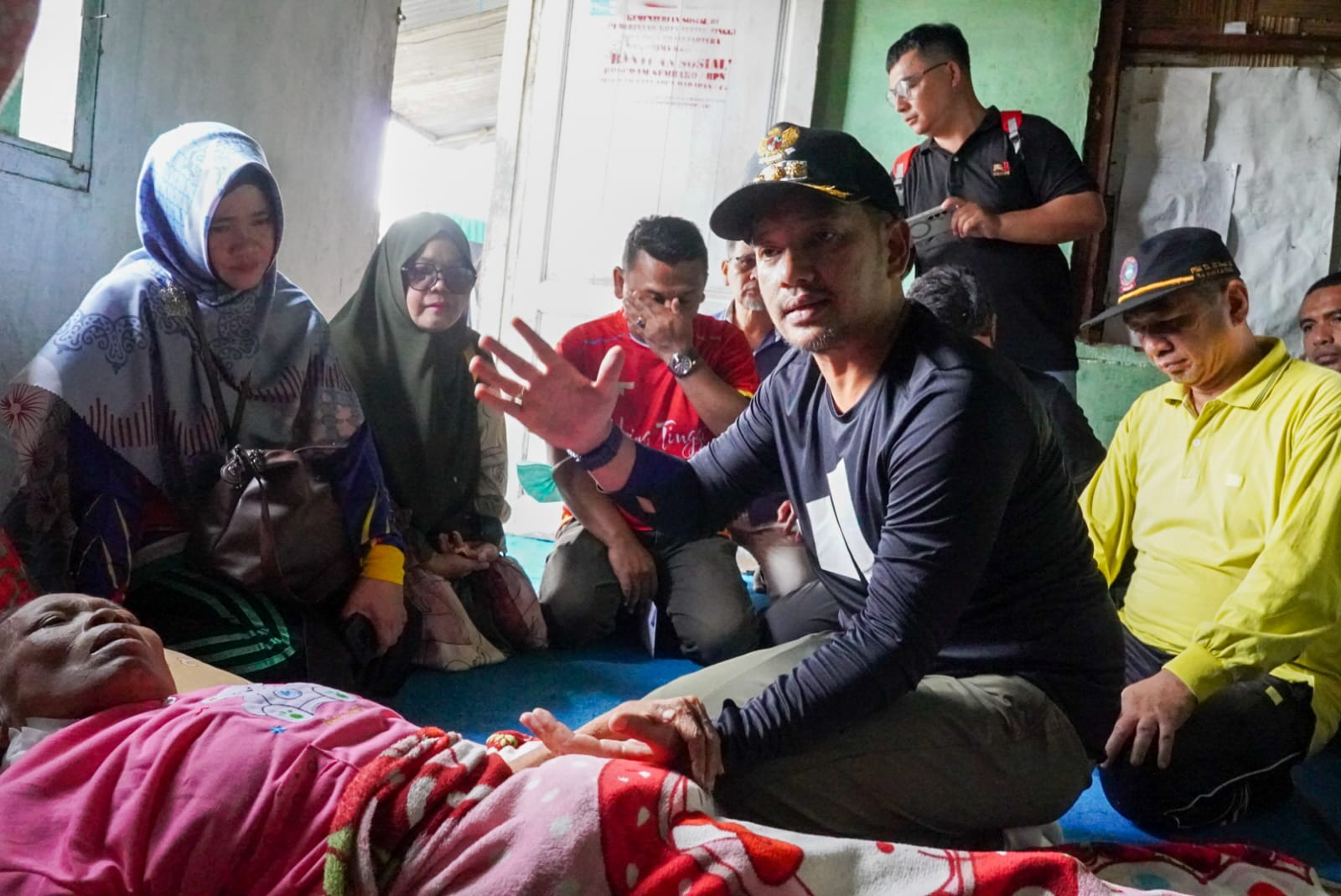 Walikota Tebingtinggi Kunjungi Keluarga Pedagang Pasar Gambir Dan Pasien RSUD, Sebagai Bentuk Rasa Empati Kepada Masyarakat - IMG 20260121 WA0038